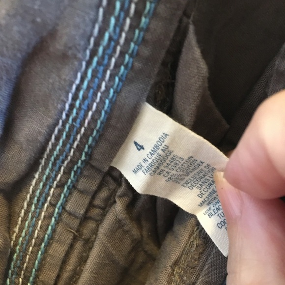 FINAL MARKDOWN American eagle  outfitters capris 4 - Picture 5 of 5